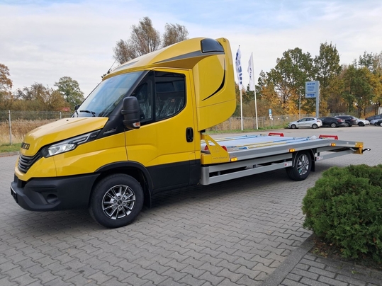 IVECO Daily 35S18HA8/P AUTOTRANSPORTER