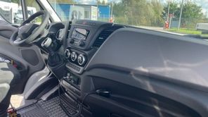 IVECO Daily 35S18A8 KURTYNA