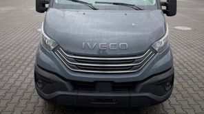 IVECO Daily 35S18 V FURGON