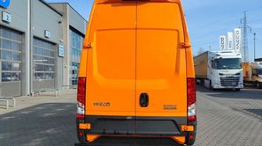 IVECO Daily 70C18HA8 FURGON