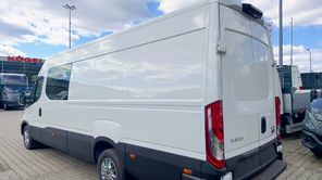 IVECO Daily 35S18 V FURGON