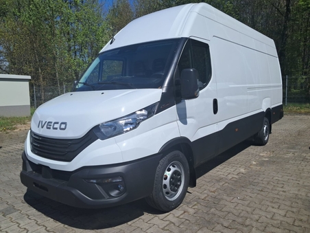 IVECO Daily 35S18 V FURGON